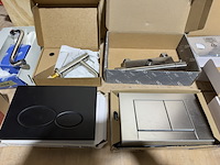 9x sanitair/badkamer accessoires en toebehoren w.o. grohe, geberit, regn, wiesbaden, vado - afbeelding 13 van  14