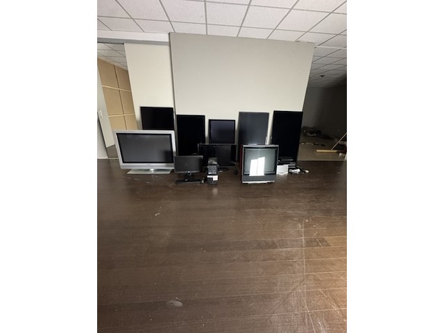 9x televisie, computer en 7x mediaspeler o.a. samsung, philips en b&o - afbeelding 1 van  11