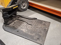 9x tuin en elektrische gereedschap , o.a. makita, master, dolmar - afbeelding 15 van  44