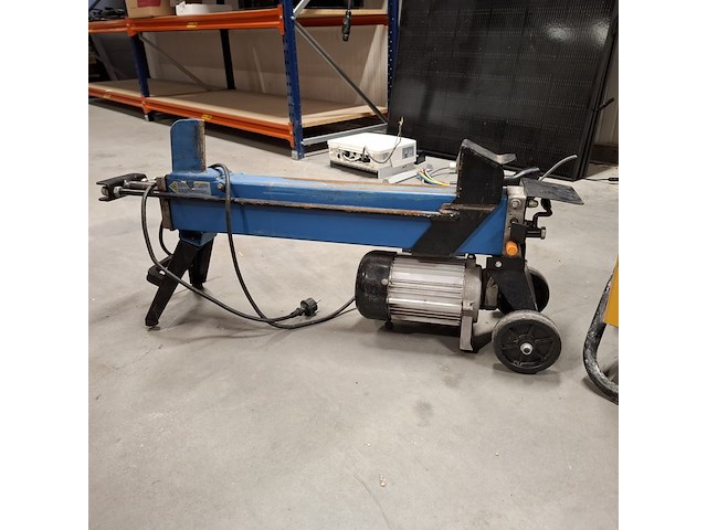 9x tuin en elektrische gereedschap , o.a. makita, master, dolmar - afbeelding 12 van  44