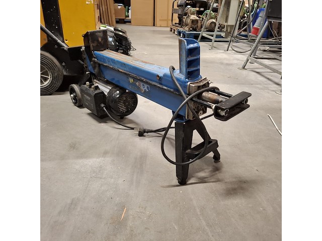 9x tuin en elektrische gereedschap , o.a. makita, master, dolmar - afbeelding 23 van  44