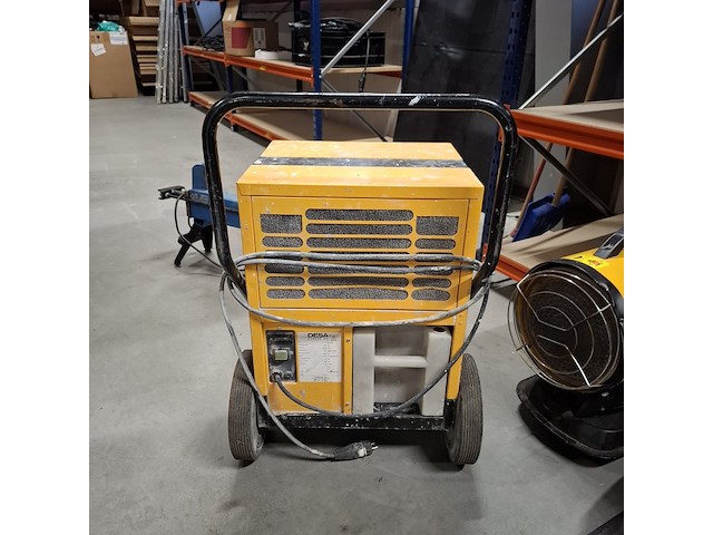 9x tuin en elektrische gereedschap , o.a. makita, master, dolmar - afbeelding 43 van  44