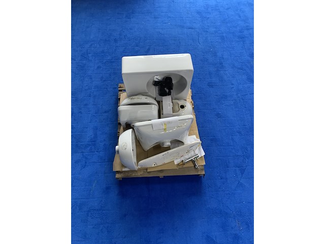 9x wasbak | wastafel | planchet | toiletrolhouder | kraan, duravit | ideal standard | villeroy & boch | saniclear talpa, wit - afbeelding 1 van  4