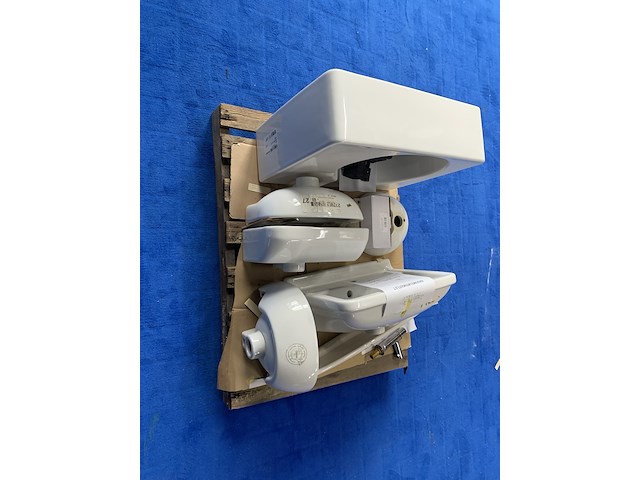 9x wasbak | wastafel | planchet | toiletrolhouder | kraan, duravit | ideal standard | villeroy & boch | saniclear talpa, wit - afbeelding 2 van  4