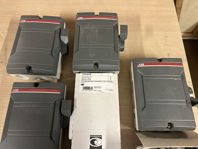 9x werkschakelaars, abb - afbeelding 2 van  6