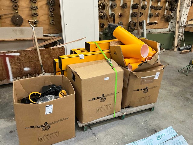 A-safe rackguard partij stelling aanrijdbeveiliging - afbeelding 1 van  7