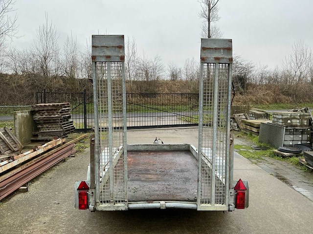 A. tack b-2700-2 machinetransporter - afbeelding 15 van  18