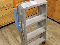 A-trap ivana ivaf 204 b met 2x4 treden en veiligheidsbeugel. nieuw. - afbeelding 2 van  2