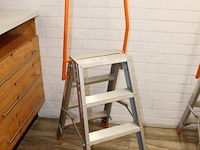 A-trap ivana ivaf 204 b met 2x4 treden en veiligheidsbeugel. - afbeelding 2 van  2