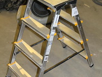 A-trap panthera dd 150 kg met 2 x 4 treden. - afbeelding 2 van  2