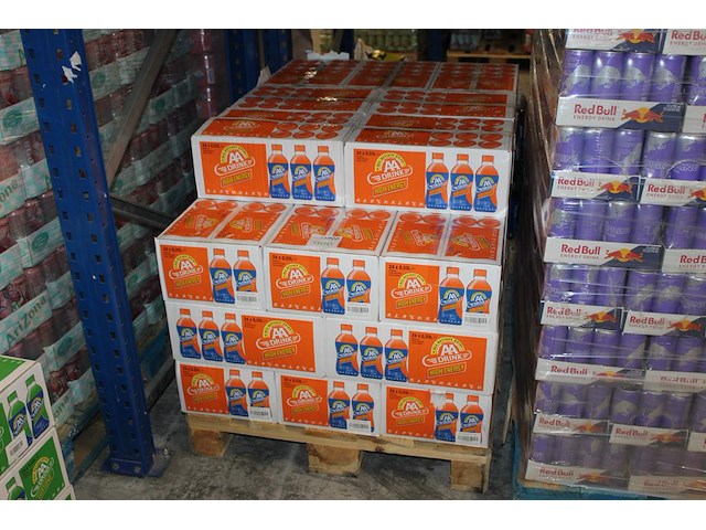Aa-drink high energy. 34 dozen a 24 stuks op pallet. 816 flesjes a 0,33 cl. tht 4-26. bod is inclusief 122,... - afbeelding 1 van  2
