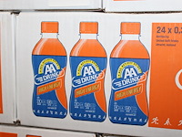 Aa-drink high energy. 81 dozen a 24 stuks op pallet. 1944 flesjes a 0,33 cl. tht 4-26. bod is inclusief 291... - afbeelding 4 van  4