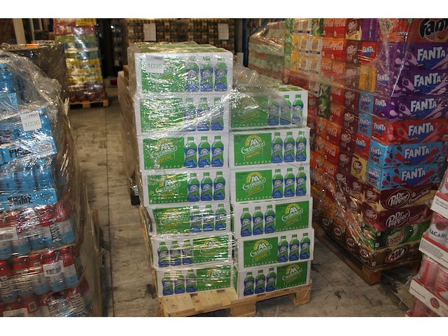 Aa energie drank in diverse smaken waaronder isotone en pro energie in 48 dozen a 24 stuks in totaal 1152 f... - afbeelding 1 van  2