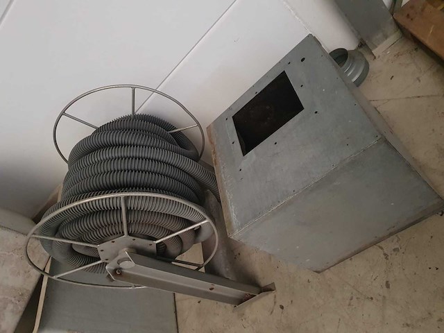 Aafzuiginstallatie - afbeelding 2 van  2