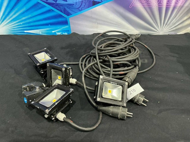 Aaide ledschijnwerper (4x) - afbeelding 1 van  4