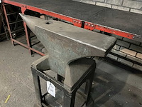 Aambeeld - afbeelding 5 van  5