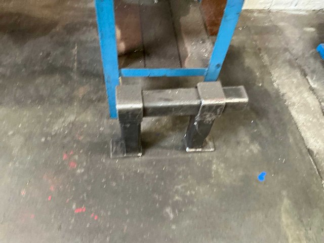 Aambeeld - afbeelding 5 van  5