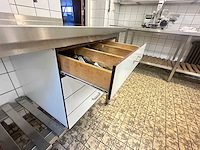 Aan- en afvoertafel met spoelbak - afbeelding 6 van  6