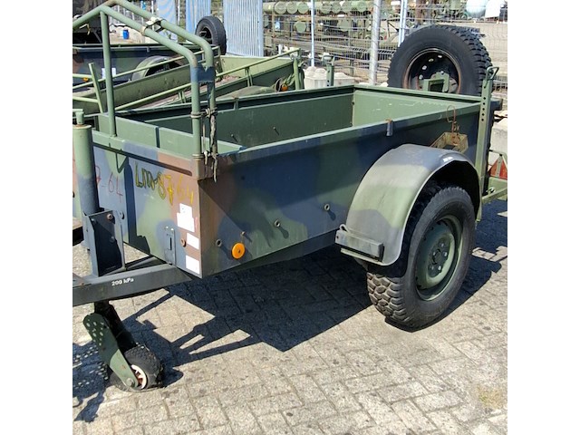 Aanahangwagen, aarding, 99200 - afbeelding 2 van  17