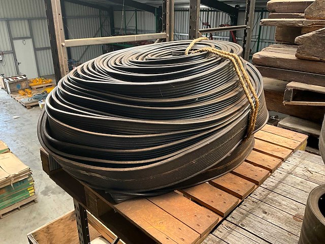 Aandrijfbanden en afdichting rubber - afbeelding 5 van  7