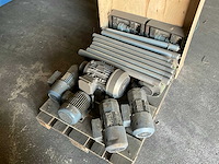 Aandrijfmotor (6x) - afbeelding 2 van  9