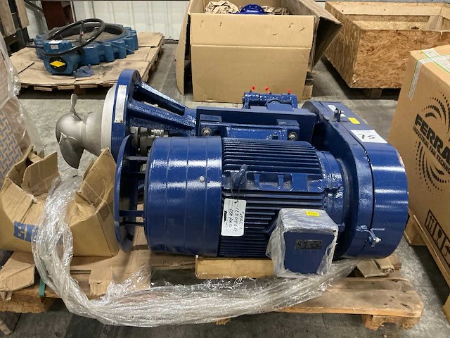 Aandrijfmotor - afbeelding 7 van  9
