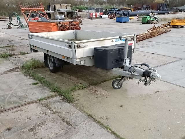 Aanhanger, hapert, al - afbeelding 8 van  12