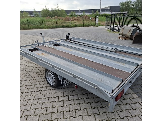 Aanhanger, hapert, al - afbeelding 12 van  12