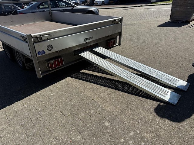 Aanhanger henra pl27(b) met kenteken 20-wx-xs. datum 1e toelating 17-12-2020. aanhanger is v.v. 2 oprijplaten - afbeelding 7 van  11