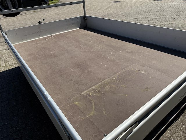 Aanhanger henra pl27(b) met kenteken 20-wx-xs. datum 1e toelating 17-12-2020. aanhanger is v.v. 2 oprijplaten - afbeelding 9 van  11