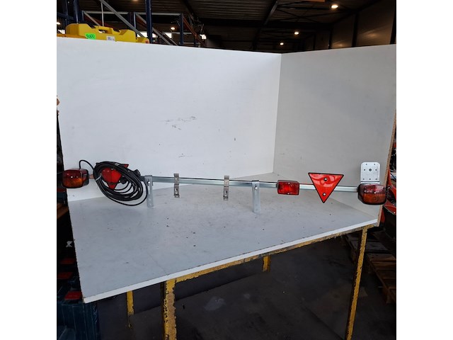 Aanhanger lichtbalk - afbeelding 1 van  5