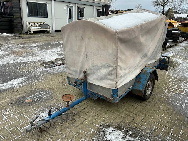 Aanhanger met huif - afbeelding 1 van  5