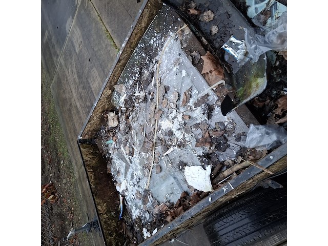 Aanhanger met inhoud - afbeelding 10 van  18