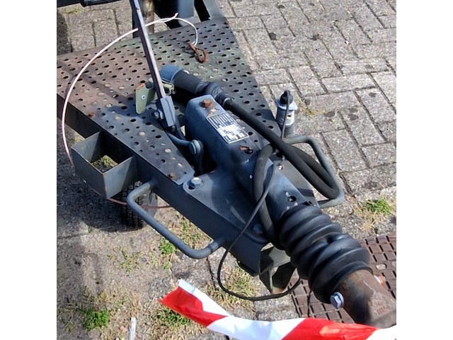 Aanhangwagen, aarding, 99200 - afbeelding 3 van  13