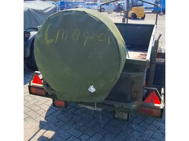 Aanhangwagen, aarding, 99200 - afbeelding 11 van  15