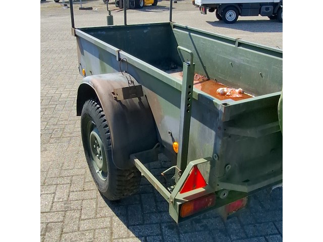 Aanhangwagen, aarding, 99200 - afbeelding 12 van  15