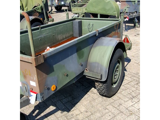 Aanhangwagen, aarding, 99200 - afbeelding 13 van  15