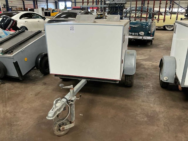 Aanhangwagen dierenvervoer - afbeelding 2 van  8