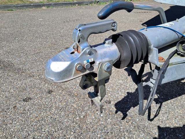 Aanhangwagen, hapert, ma , 2019 - afbeelding 21 van  23