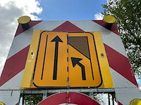 Aanhangwagen met actiebord / verkeersbord - afbeelding 13 van  15
