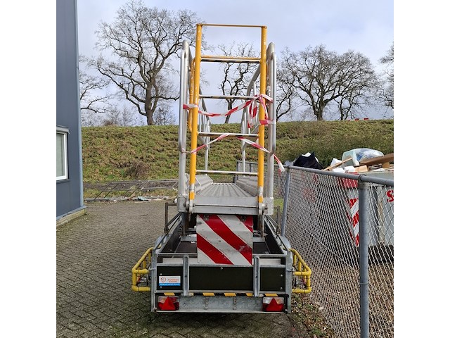 Aanhangwagen met bordes al-ko - afbeelding 19 van  25