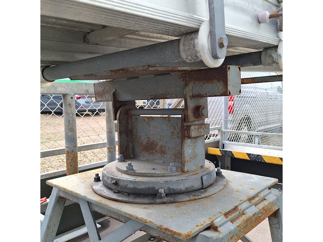 Aanhangwagen met bordes al-ko - afbeelding 25 van  25