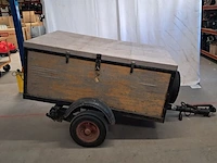 Aanhangwagen met diverse retour-artikelen - afbeelding 12 van  16