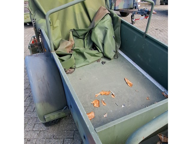 Aanhangwagen met huif, aarding, 2017 - afbeelding 2 van  12