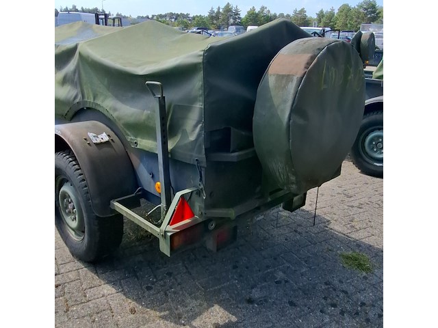 Aanhangwagen met huif, aarding, 99200 - afbeelding 5 van  7
