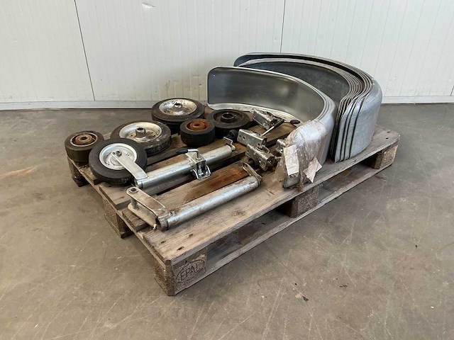 Aanhangwagen onderdelen en accessoires - afbeelding 1 van  5