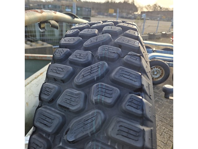 Aanhangwagen, saris , 5kn - afbeelding 11 van  38