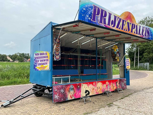 Aanhangwagen / verkoopwagen - afbeelding 6 van  25
