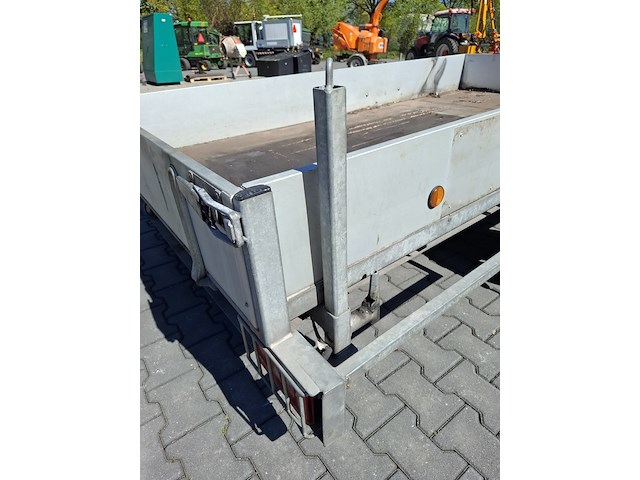 Aanhangwagen, weijer, w2, 2019 - afbeelding 6 van  16