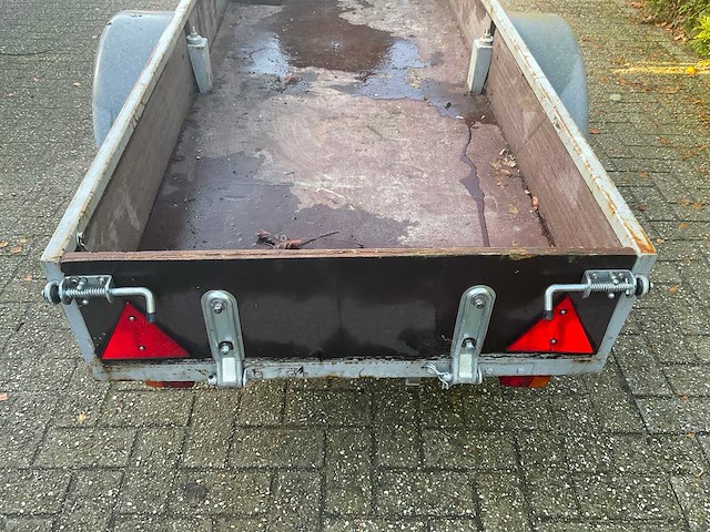 Aanhangwagen - afbeelding 2 van  11